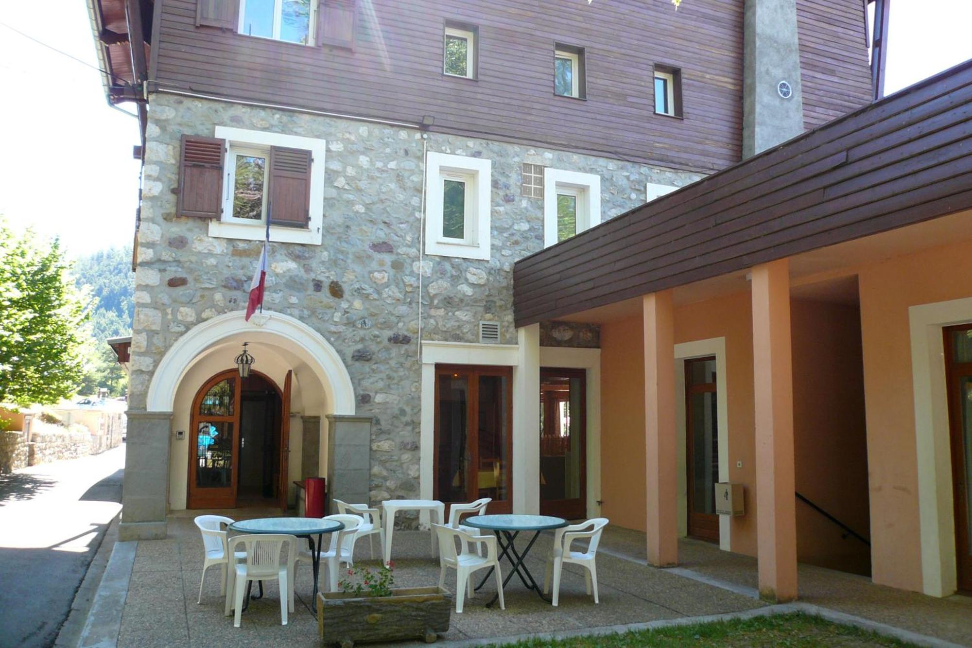 Auberge De Jeunesse Hi Valdeblore - Le Chalet Dış mekan fotoğraf